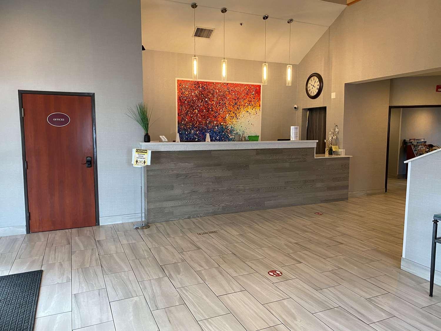 Days Inn By Wyndham Portland East Esterno foto