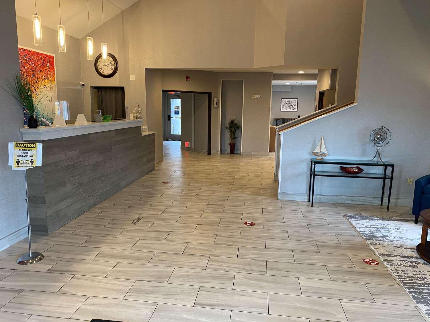 Days Inn By Wyndham Portland East Esterno foto
